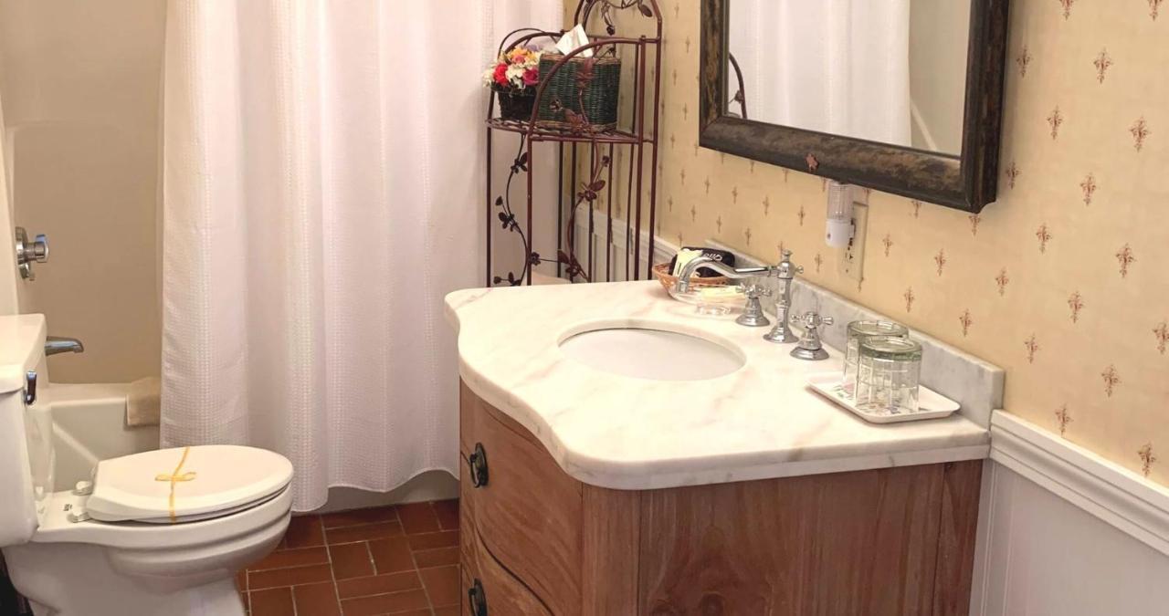 Youngtown Inn リンカーンヴィル エクステリア 写真